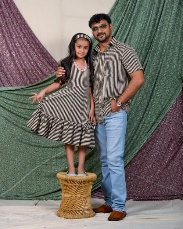 father daughter twinning dresses